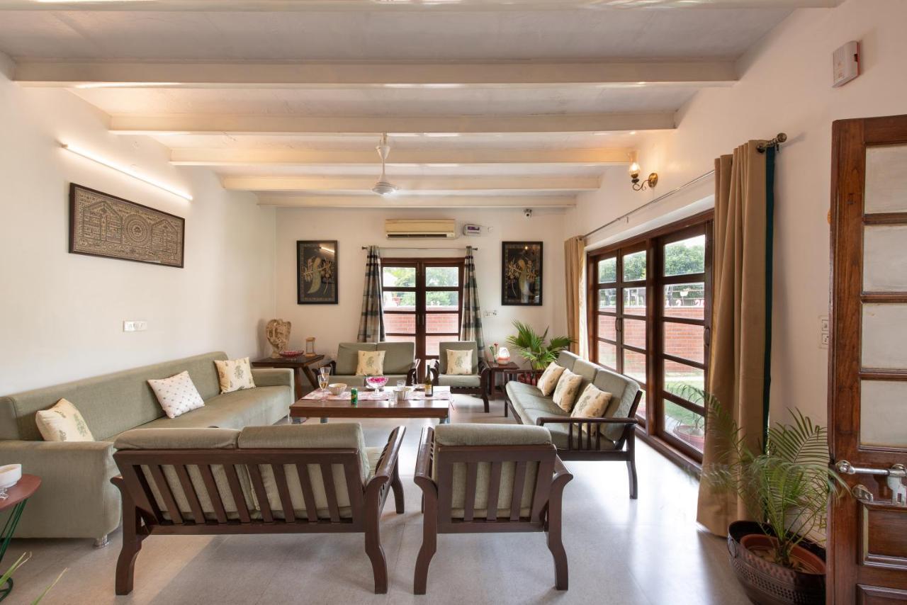The Singh Farm Cosy Private Pool Farm Villa 古尔冈 外观 照片